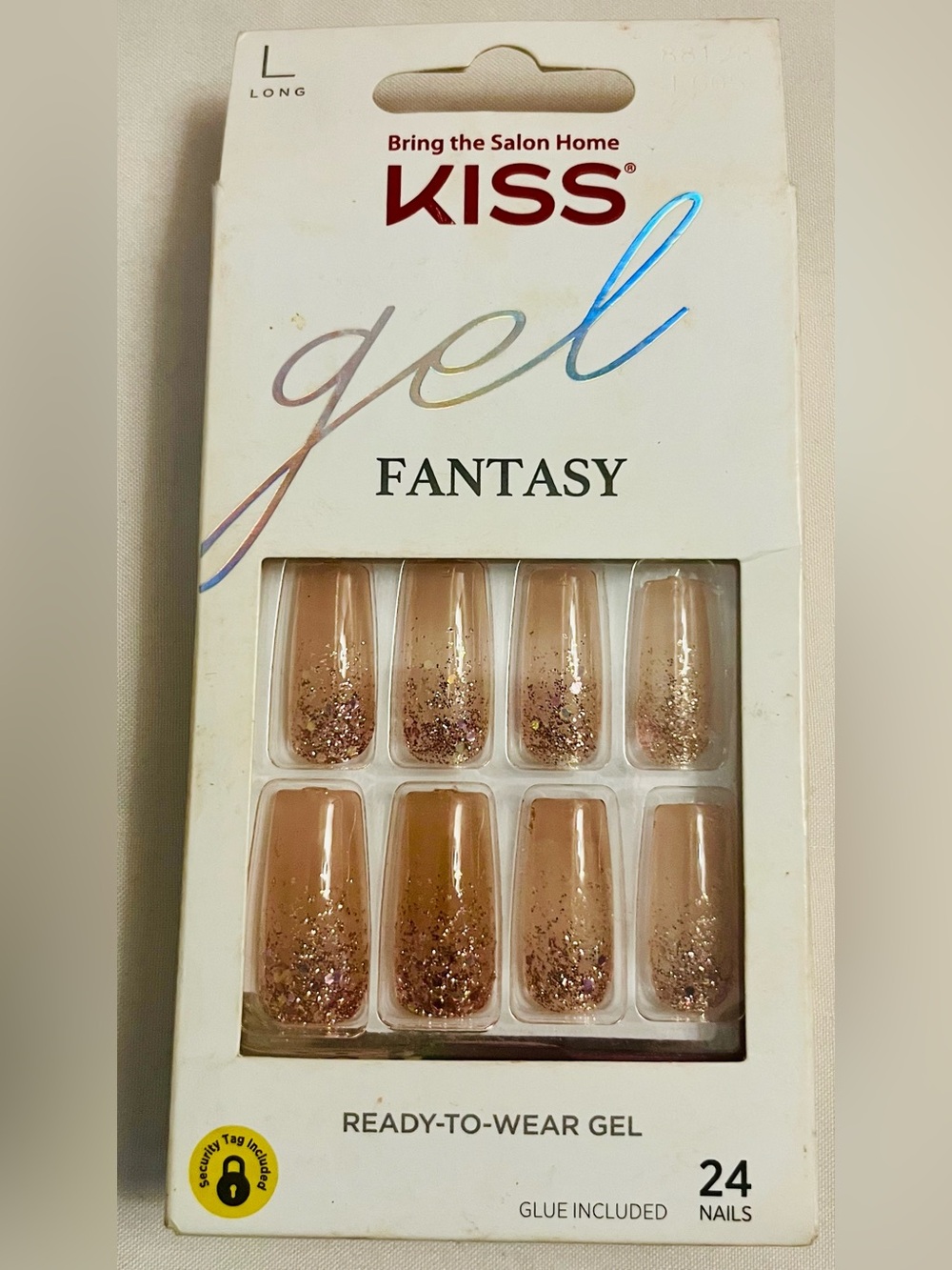 MUSE 6-Piece Beauty Bundle with eyeliner, nail kit, argan oil, gel nails & Gift - Picture 6 of 7